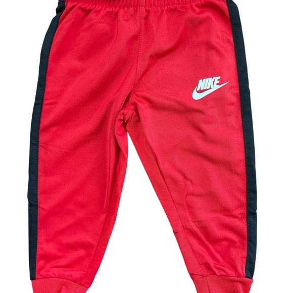 Nike Red and Black 3-Piece Set - Picture 4 of 7